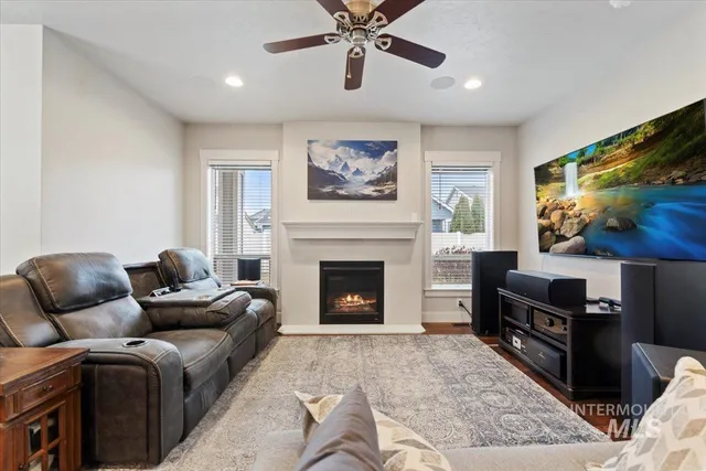 $499,900 | 18588 Matterhorn Avenue, Nampa, ID 83687