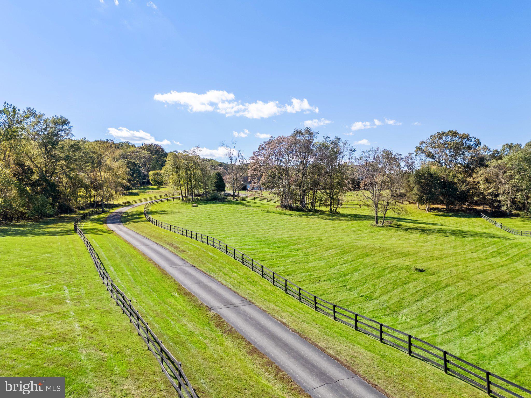 5352 Dixons Mill Road Marshall, VA 20115 - Photo 7 of 60 Gallery Image 7