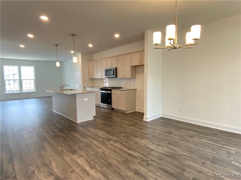 7041 Dunton Road Chesterfield, VA 23832 - Photo 6 of 21 Gallery Image 6