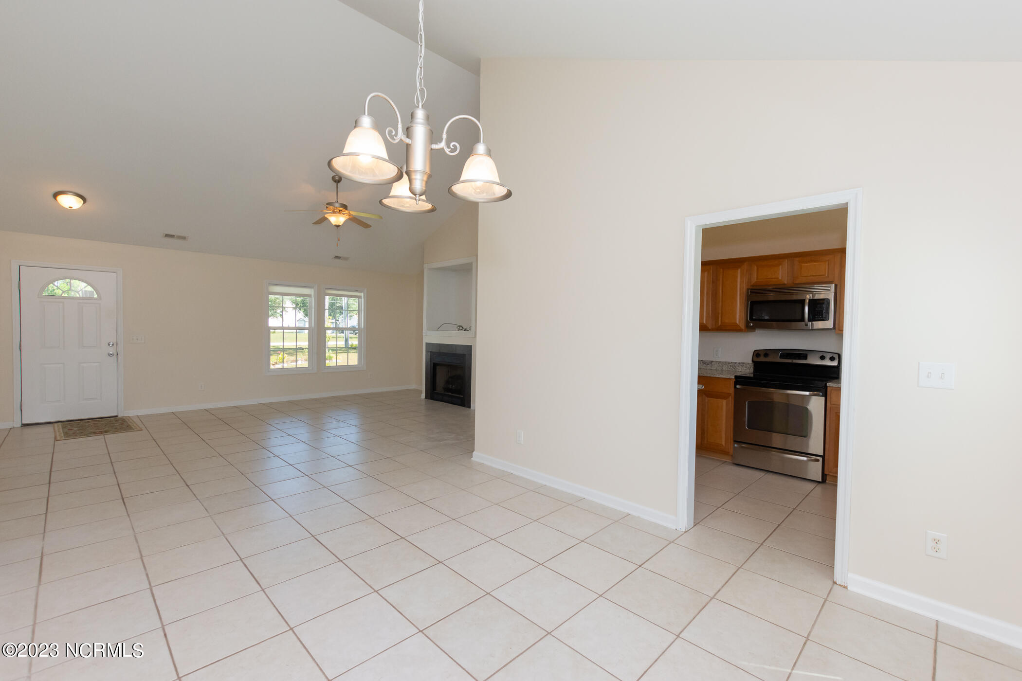 198 Folkstone Road Holly Ridge, NC 28445 - Photo 12 of 55 198 Folkstone Rd-17