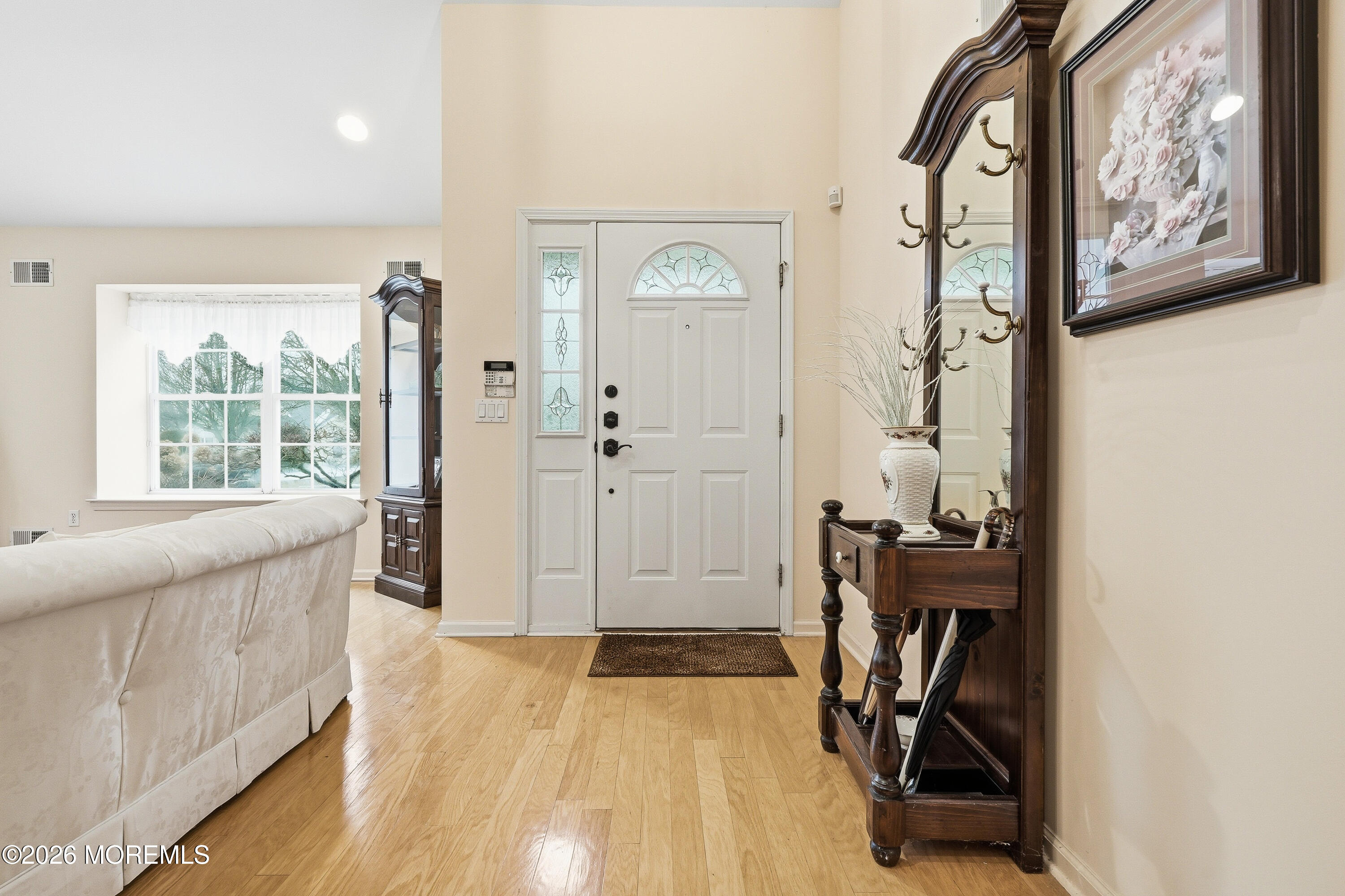 8 Casco Court Lakewood, NJ 08701 - Photo 6 of 56 029