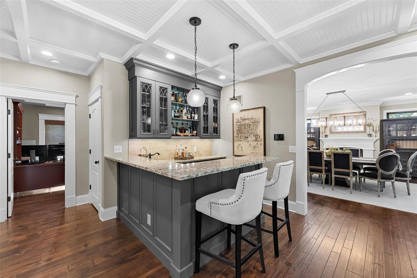809 North Spoede Road St. Louis, MO 63141 - Photo 15 of 52 Gallery Image 15