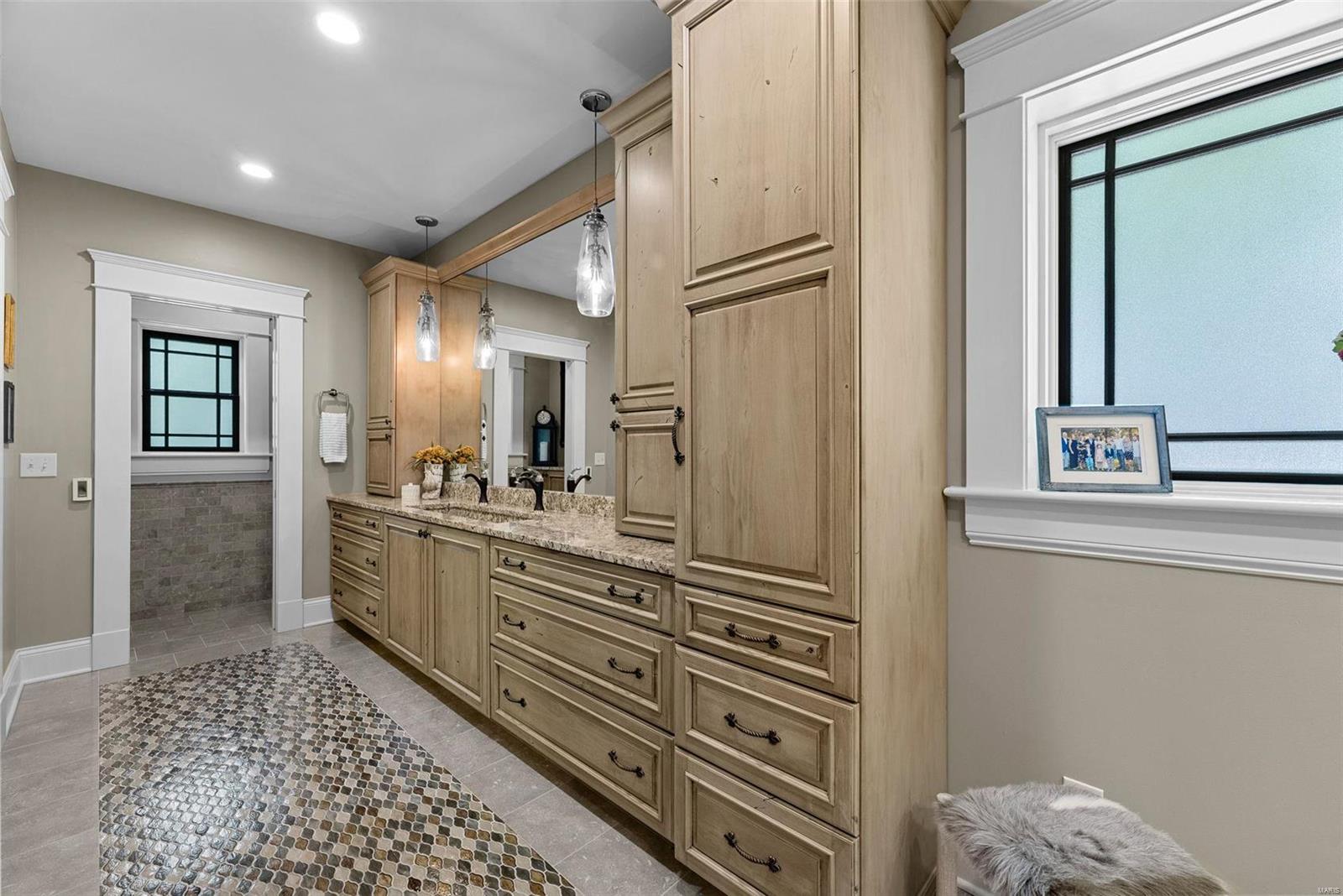 809 North Spoede Road St. Louis, MO 63141 - Photo 26 of 52 Gallery Image 26