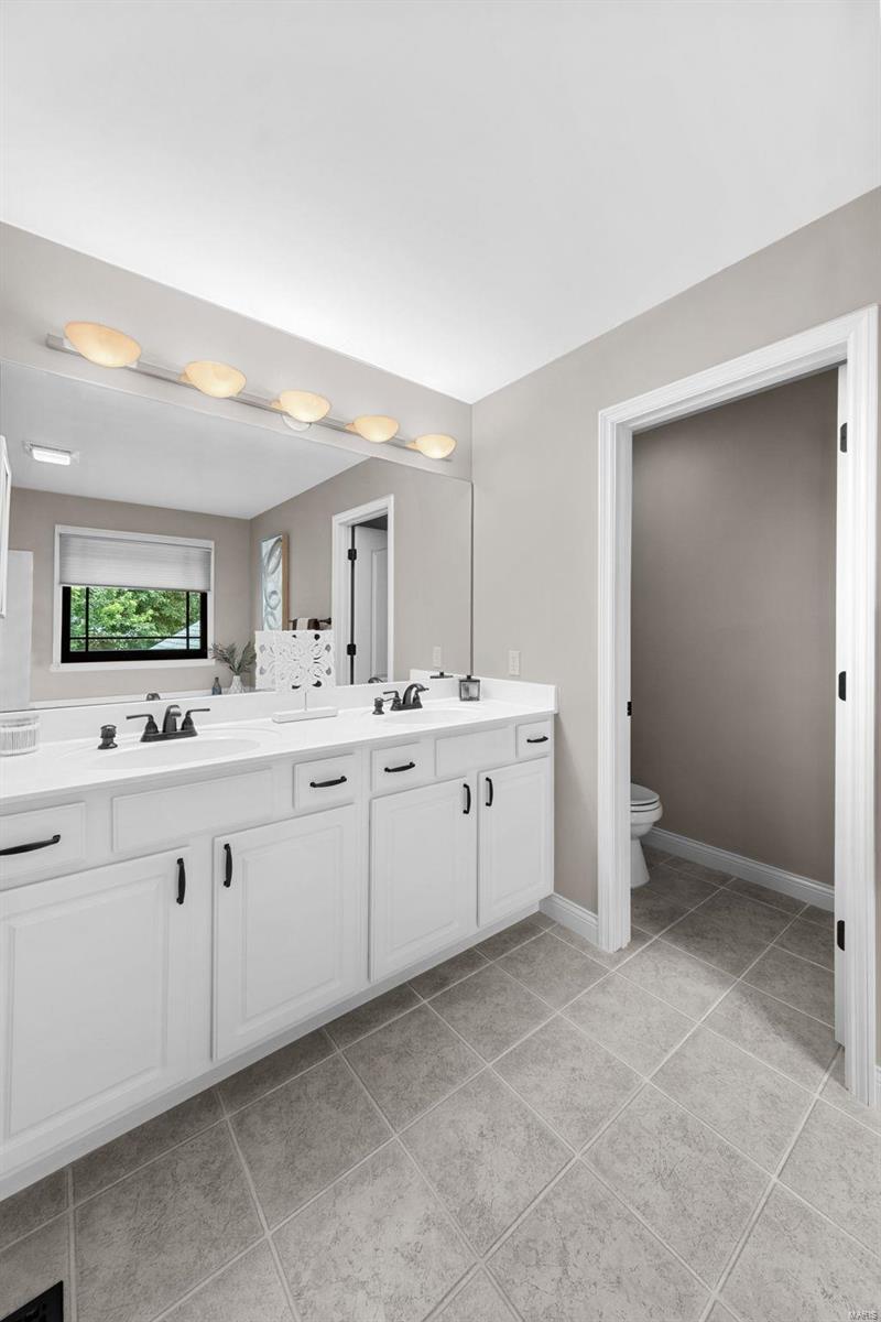 809 North Spoede Road St. Louis, MO 63141 - Photo 32 of 52 Gallery Image 32