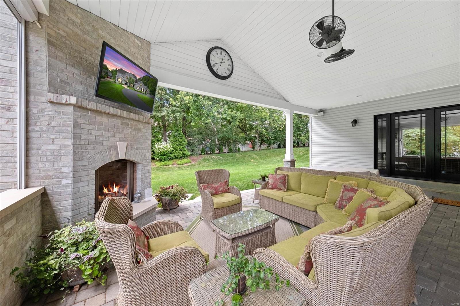 809 North Spoede Road St. Louis, MO 63141 - Photo 50 of 52 Gallery Image 50