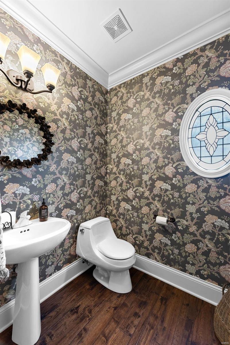 809 North Spoede Road St. Louis, MO 63141 - Photo 9 of 52 Gallery Image 9