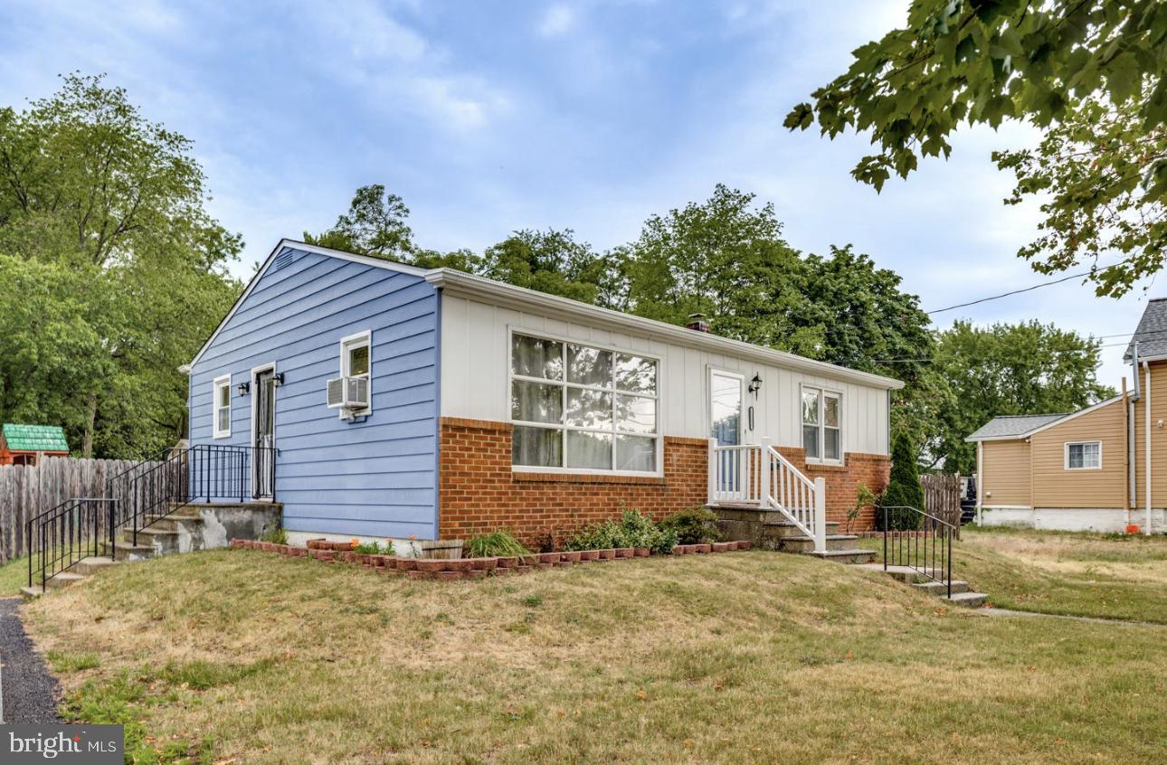 1237 Mt Vernon Avenue Gibbstown, NJ 08027 - Photo 1 of 12 front view of a house with a yard