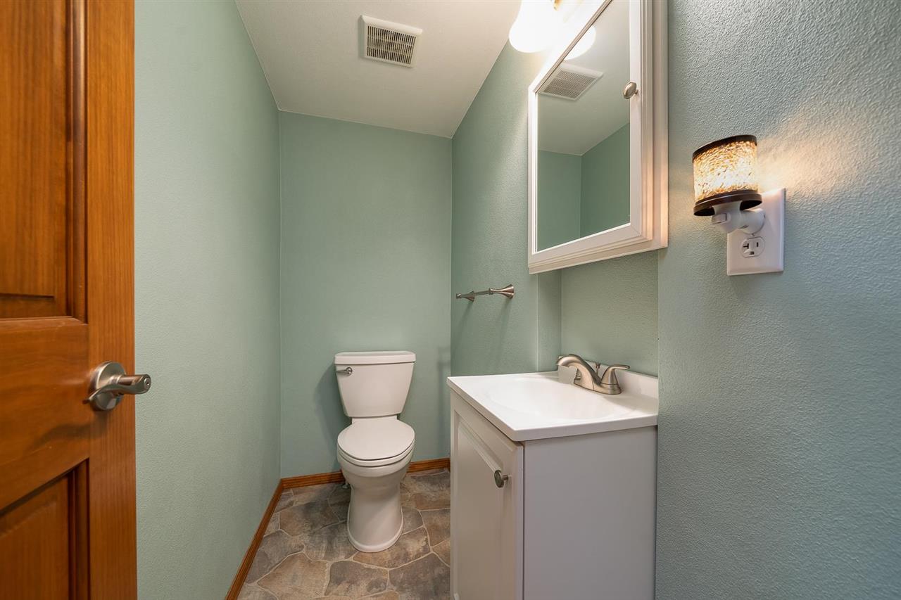5255 Simpson Road Rockford, IL 61102 - Photo 22 of 38 Gallery Image 22