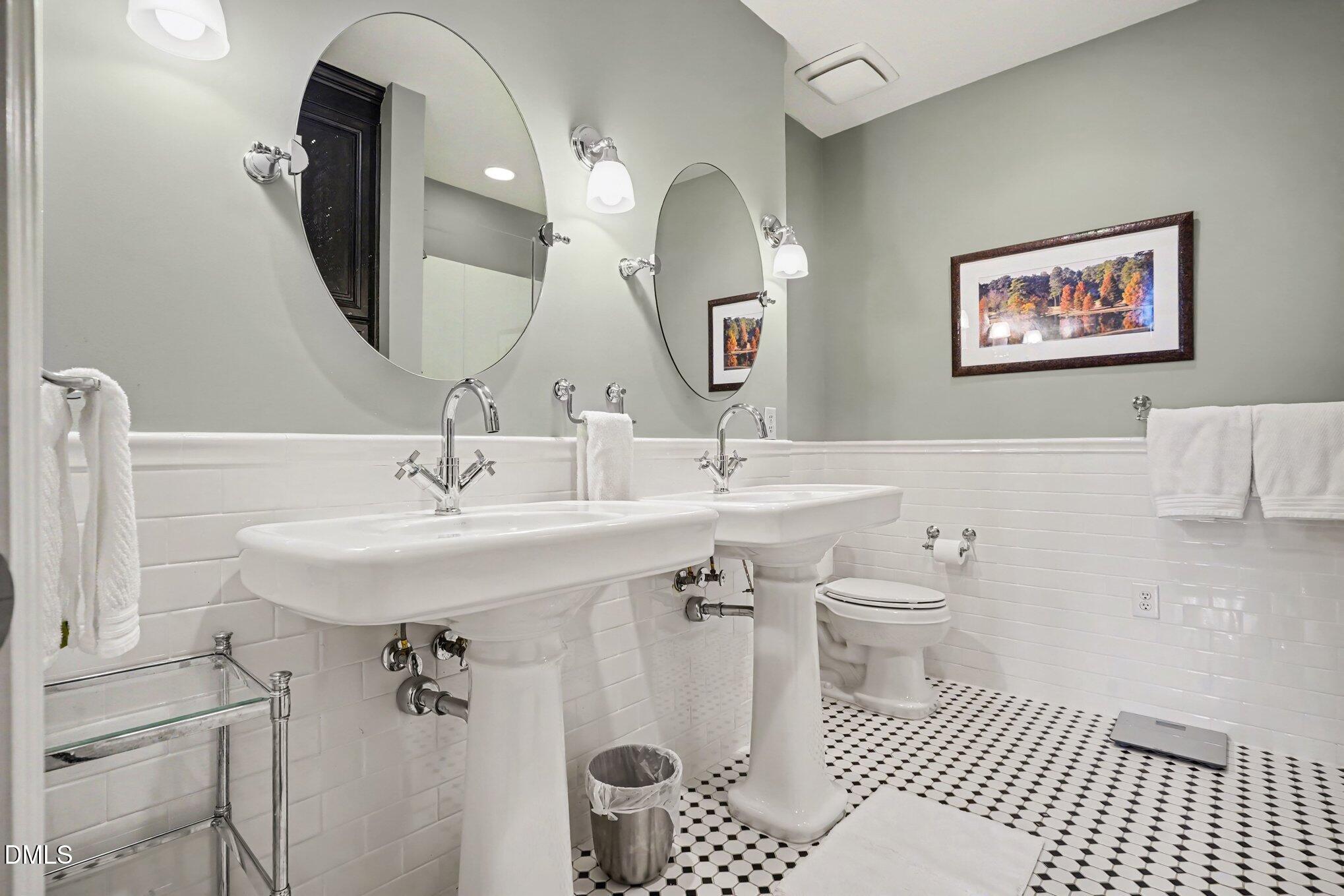 710 Independence Place, Unit 107 Raleigh, NC 27603 - Photo 22 of 33 021_file_8933