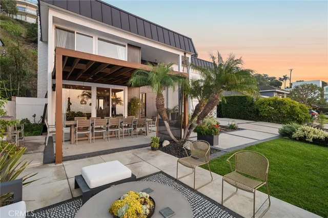 $1,700,000 | 12276 Circula Panorama Place, North Tustin, CA 92705