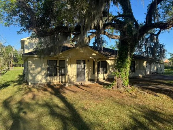 $150,000 | 513 Dogwood Street, Brazoria, TX 77422