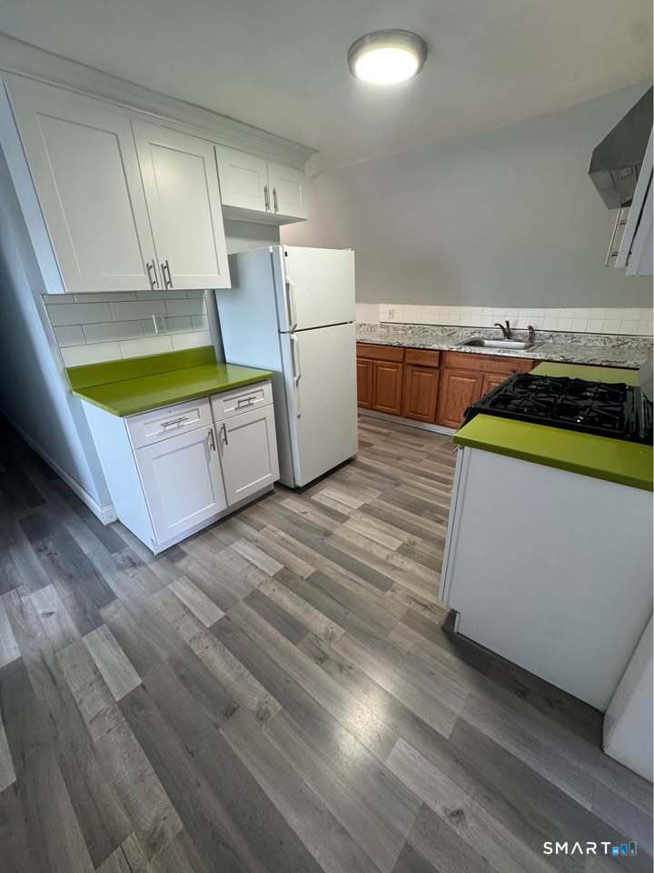 178 Clarence Street, Unit 4 Bridgeport, CT 06608 - Photo 5 of 8