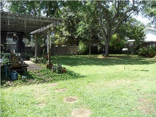 199 Country Club Road Shalimar, FL 32579 - Photo 18 of 21