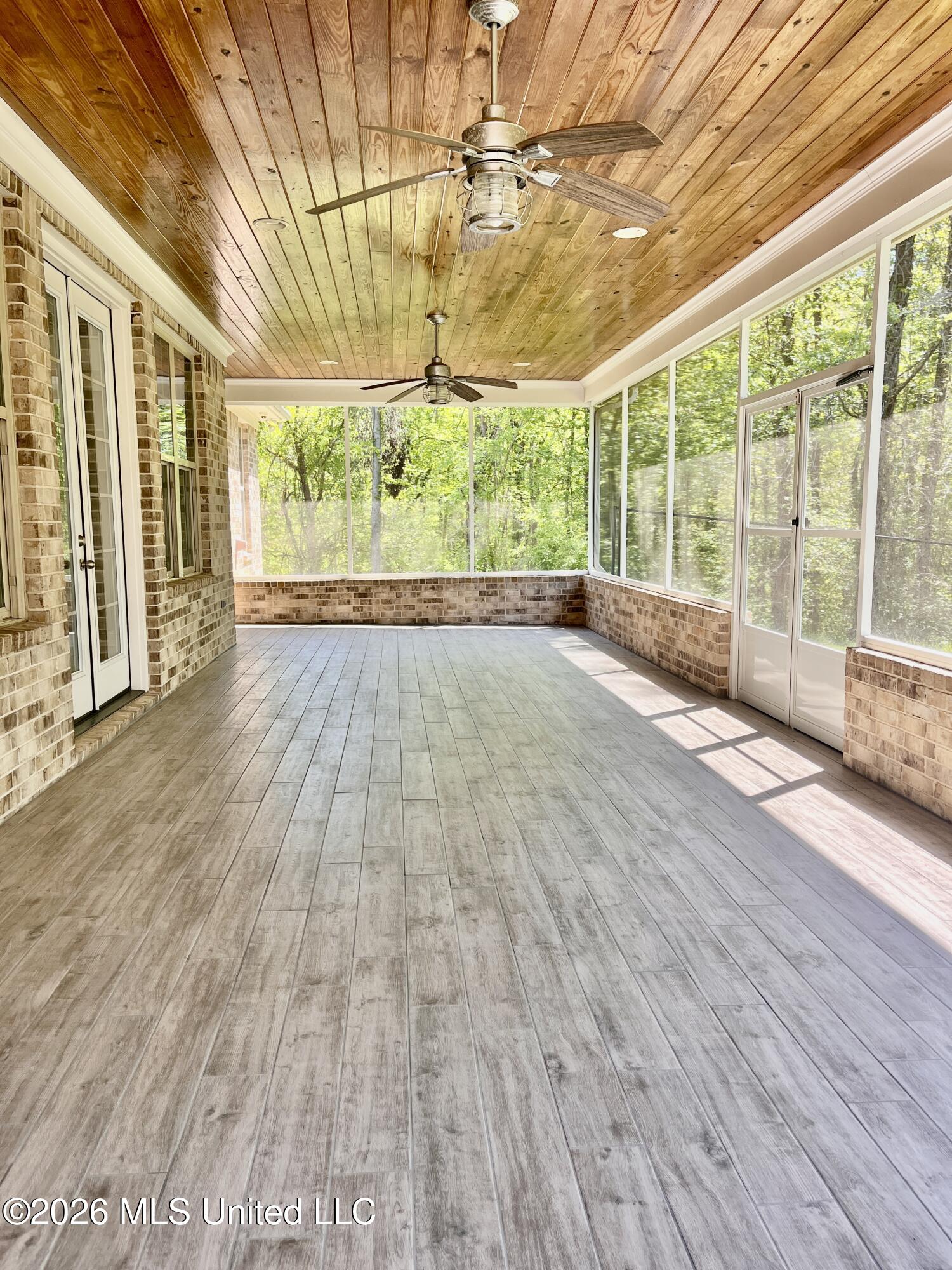 9545 Green River Road Lake Cormorant, MS 38641 - Photo 27 of 55 IMG_8991