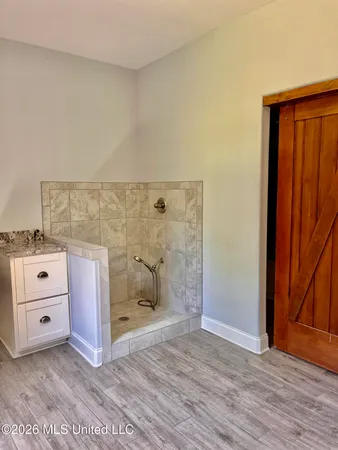 $609,000 | 9545 Green River Road, Lake Cormorant, MS 38641