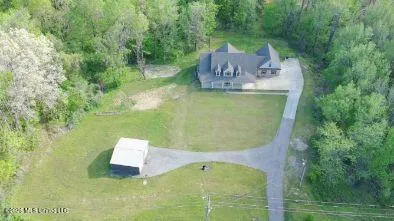 $609,000 | 9545 Green River Road, Lake Cormorant, MS 38641