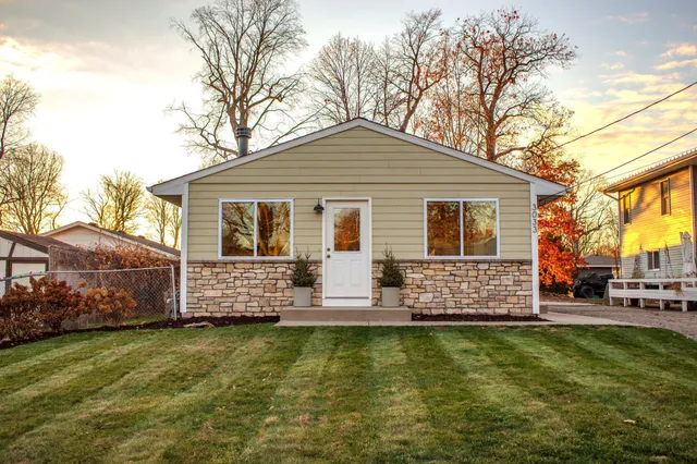 $375,000 | 3033 Longfellow Road, Mound, MN 55364