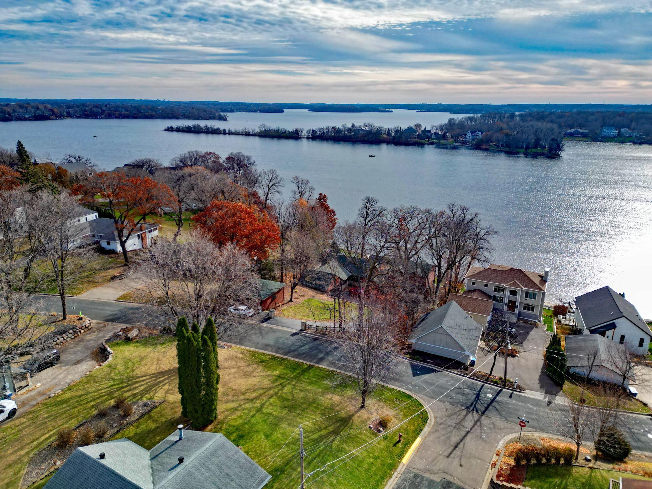 3033 Longfellow Road Mound, MN 55364 - Photo 2 of 32