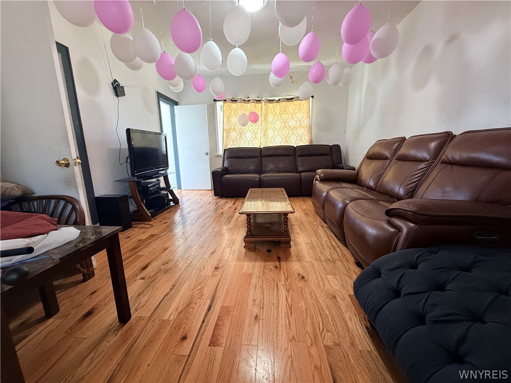 164 Rother Avenue Buffalo, NY 14212 - Photo 8 of 26