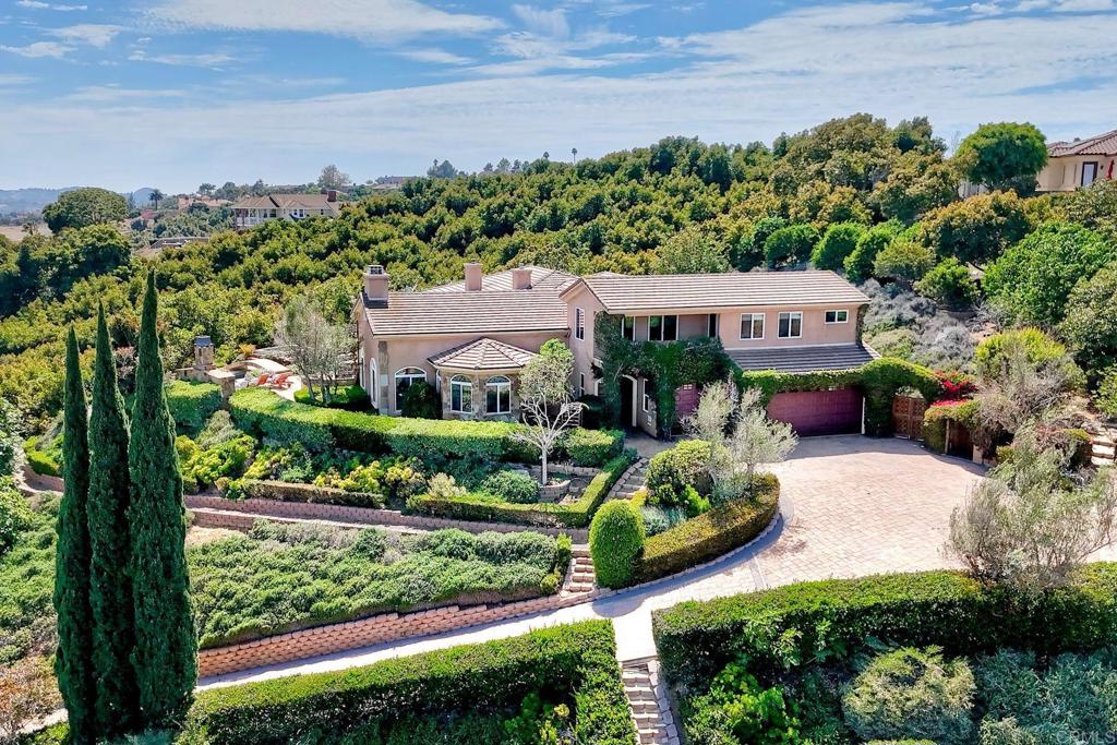 2484 Dos Lomas Fallbrook, CA 92028 - Photo 4 of 72