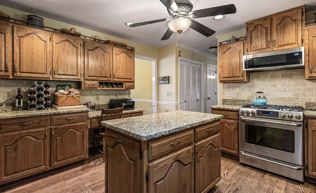 $538,000 | 2227 Bay Pointe Drive, Hixson, TN 37343