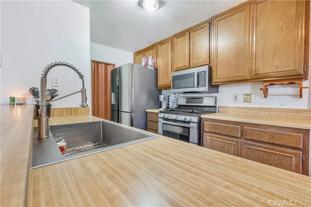 $410,000 | 4587 Gold Rush Court, Montclair, CA 91763