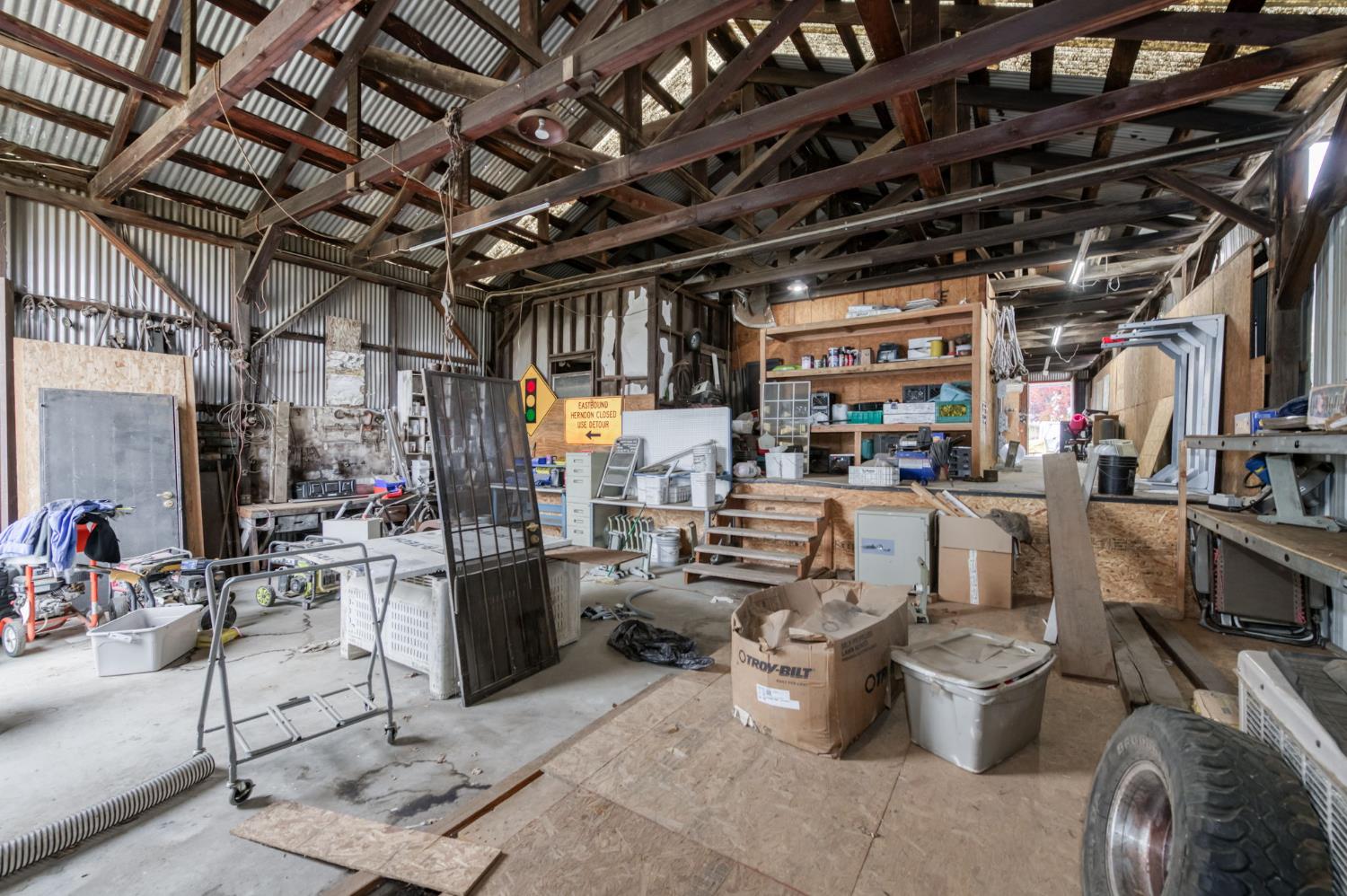 1055 East Dinuba Avenue Reedley, CA 93654 - Photo 34 of 54