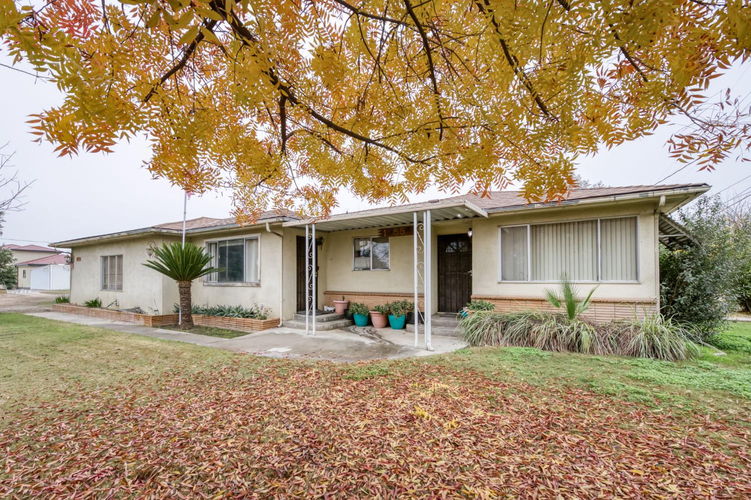 1055 East Dinuba Avenue Reedley, CA 93654 - Photo 4 of 54