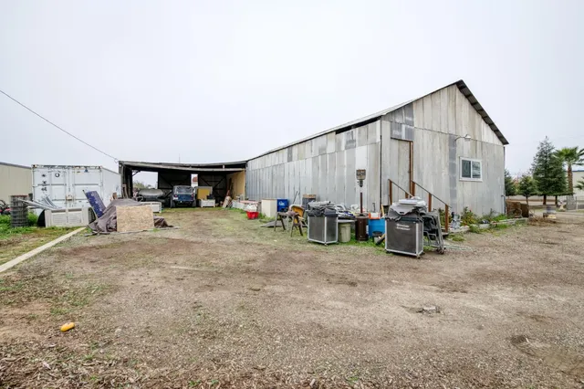 $779,900 | 1055 East Dinuba Avenue, Reedley, CA 93654