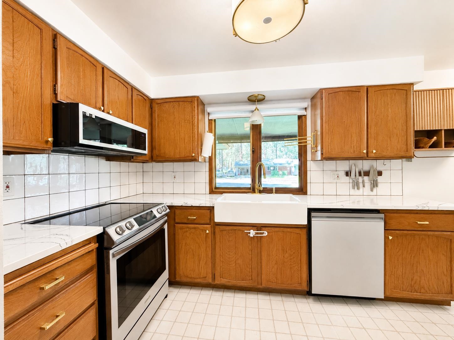 4619 South Raymond Road Spokane Valley, WA 99206 - Photo 3 of 32 Gallery Image 3