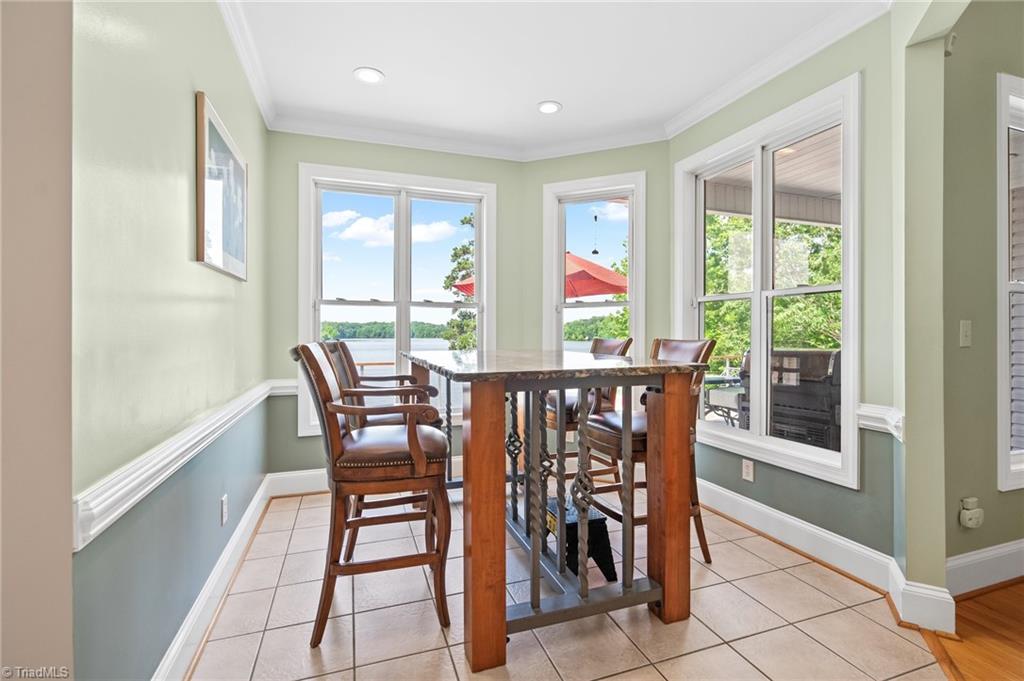 133 Lake View Road Prospect Hill, NC 27314 - Photo 18 of 50 Brakfast nook