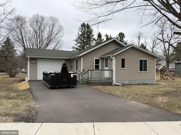 $199,900 | 213 East Park Avenue, Luck, WI 54853
