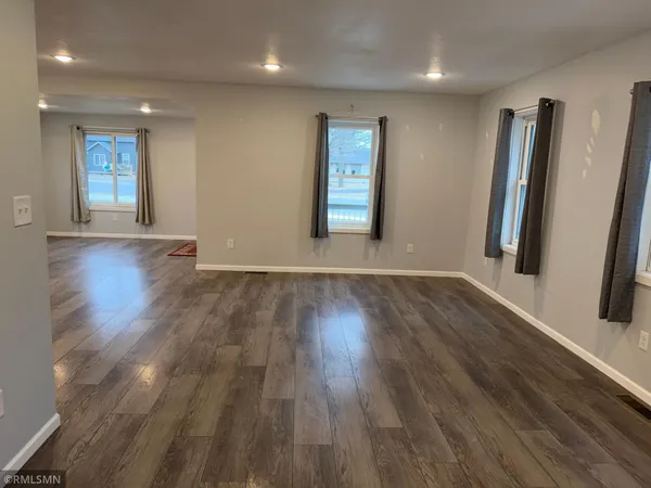 $199,900 | 213 East Park Avenue, Luck, WI 54853