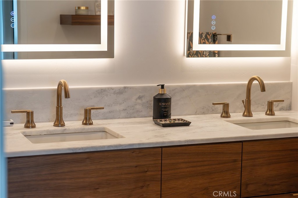 24701 Nympha Drive Mission Viejo, CA 92691 - Photo 51 of 75 PRIMARY MASTER BATHROOM