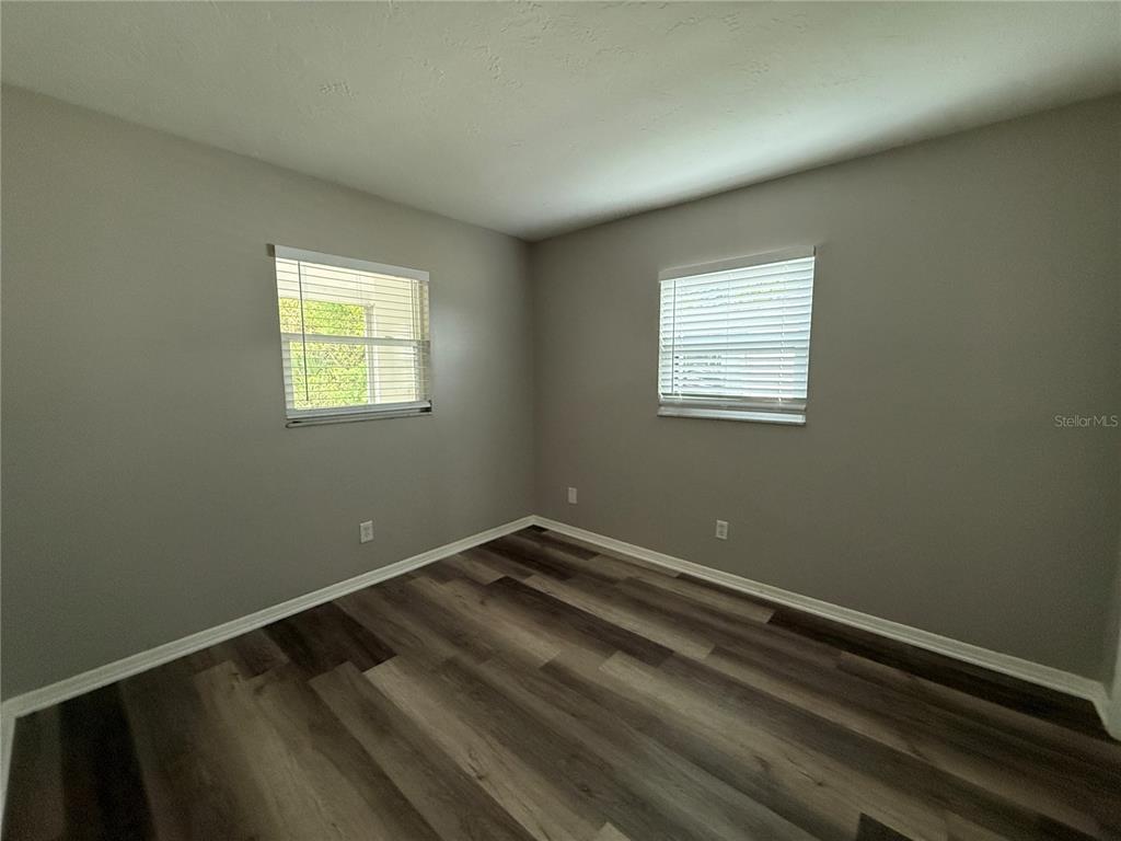 464 Briarwood Road Venice, FL 34293 - Photo 10 of 14