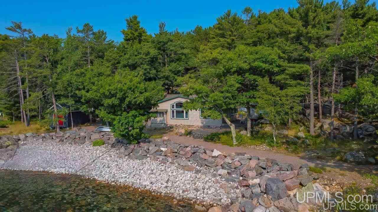 51 Middle Island Point Road Marquette, MI 49855 - Photo 3 of 47 Gallery Image 3