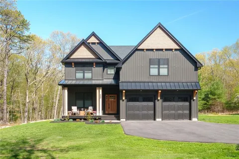 $1,450,000 | 450 Carrs Pond Road, East Greenwich, RI 02818