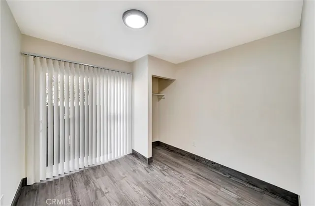 $2,299 | 14233 1/2 Sylvan Street, Van Nuys, CA 91401