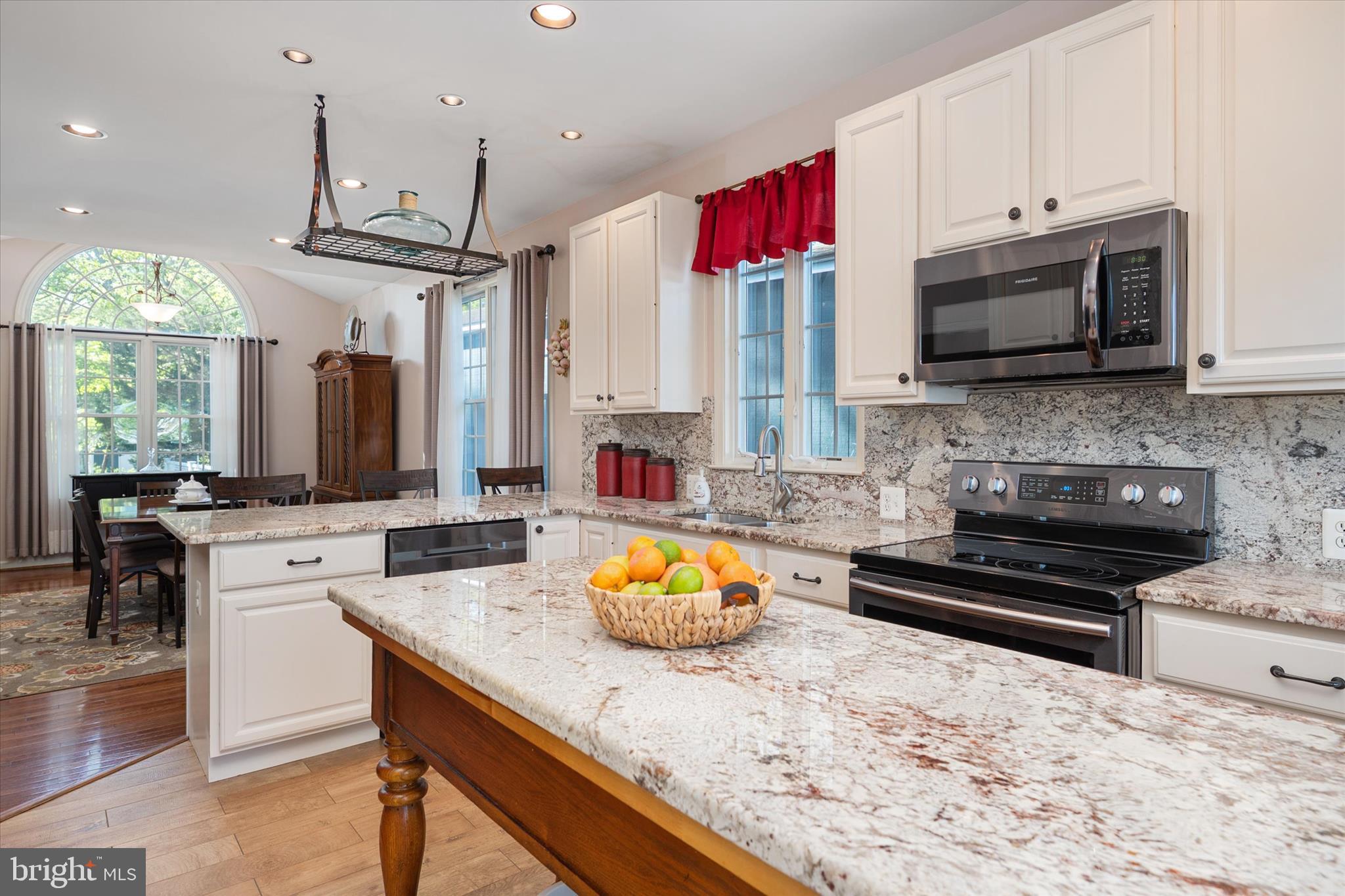 1403 Mirable Way Pasadena, MD 21122 - Photo 14 of 80