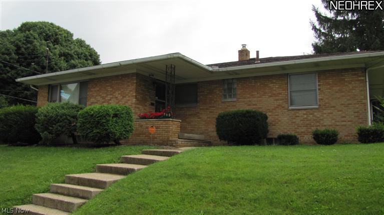 965 Chalker Street Akron, OH 44310 - Photo 1 of 19