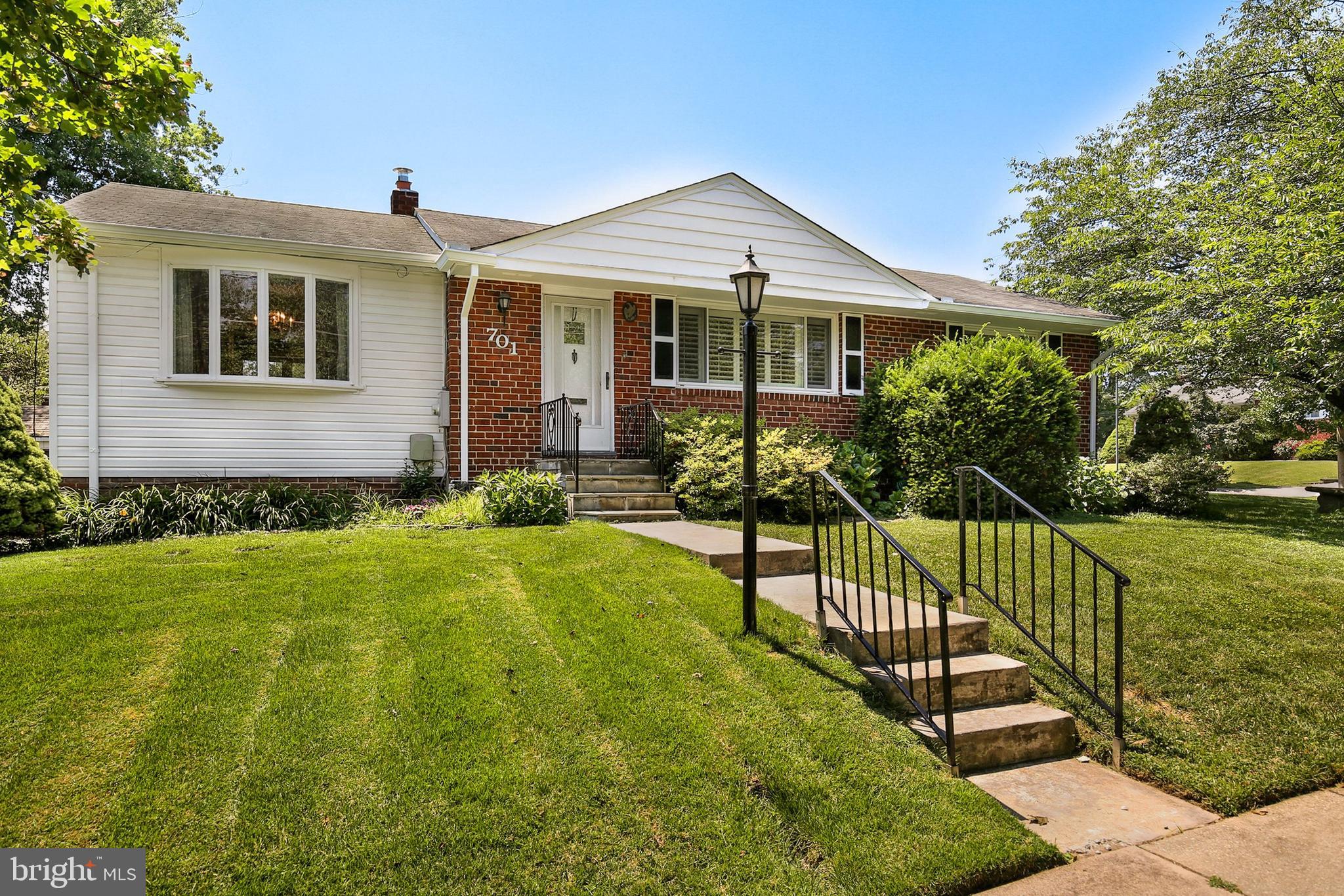 701 Robert Road Rockville, MD 20850 - Photo 2 of 33 Gallery Image 2