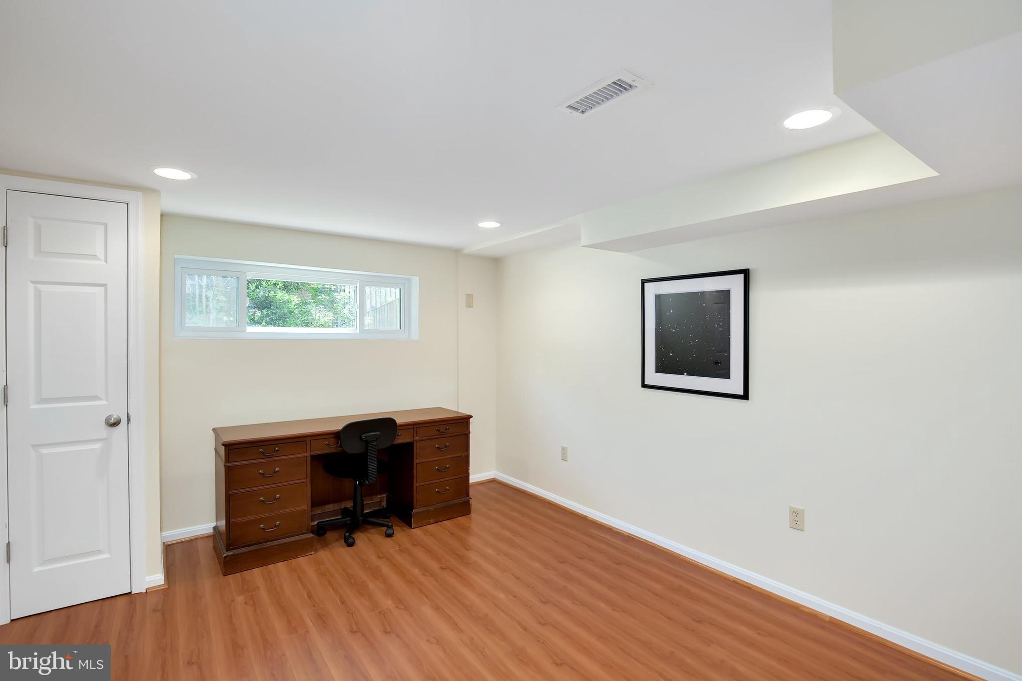 701 Robert Road Rockville, MD 20850 - Photo 26 of 33 Gallery Image 26