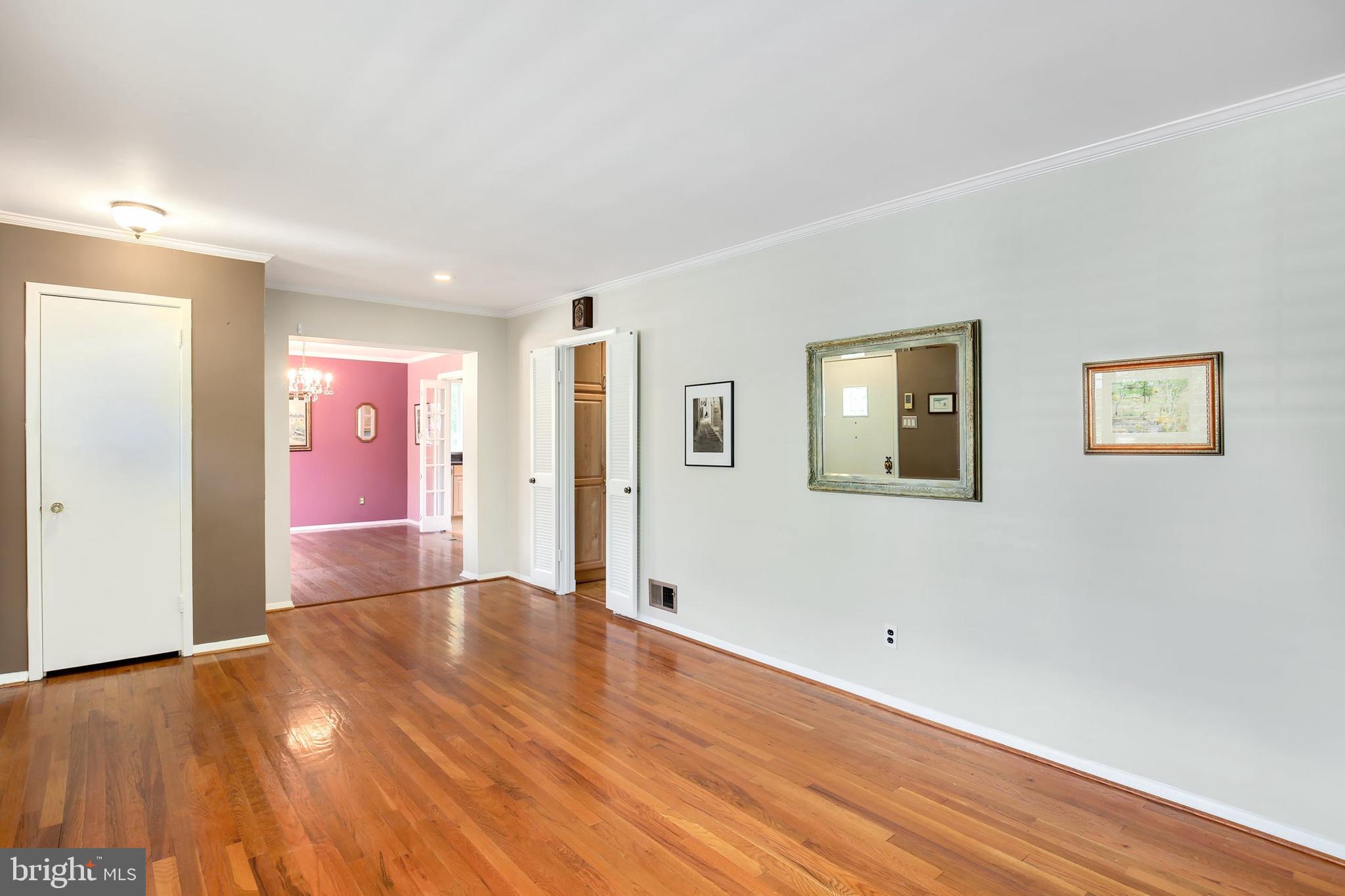 701 Robert Road Rockville, MD 20850 - Photo 6 of 33 Gallery Image 6