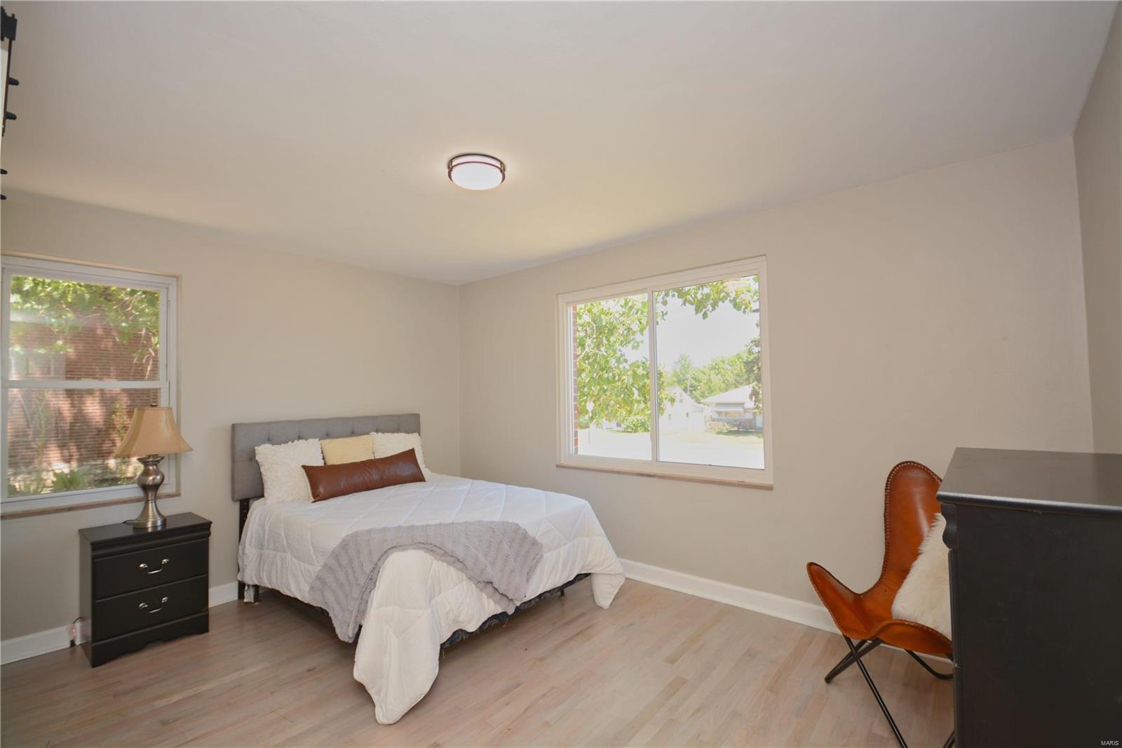 8001 Morgan Ford Road St. Louis, MO 63123 - Photo 11 of 27