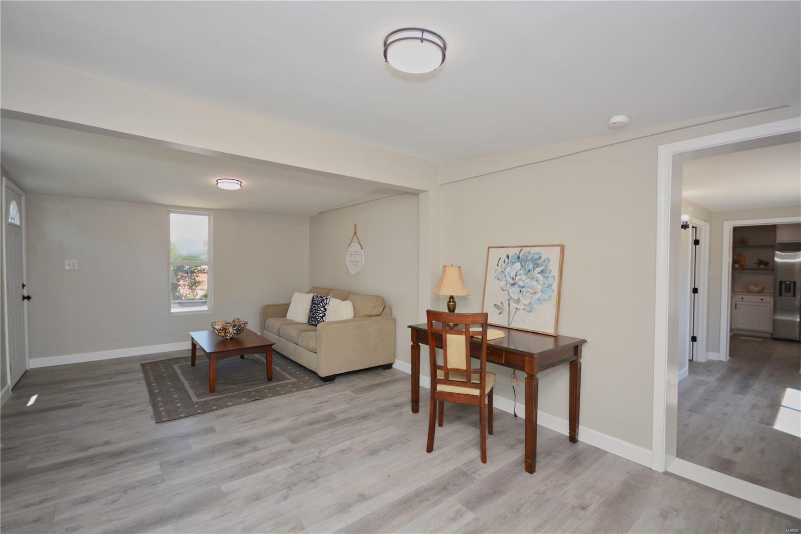 8001 Morgan Ford Road St. Louis, MO 63123 - Photo 15 of 27