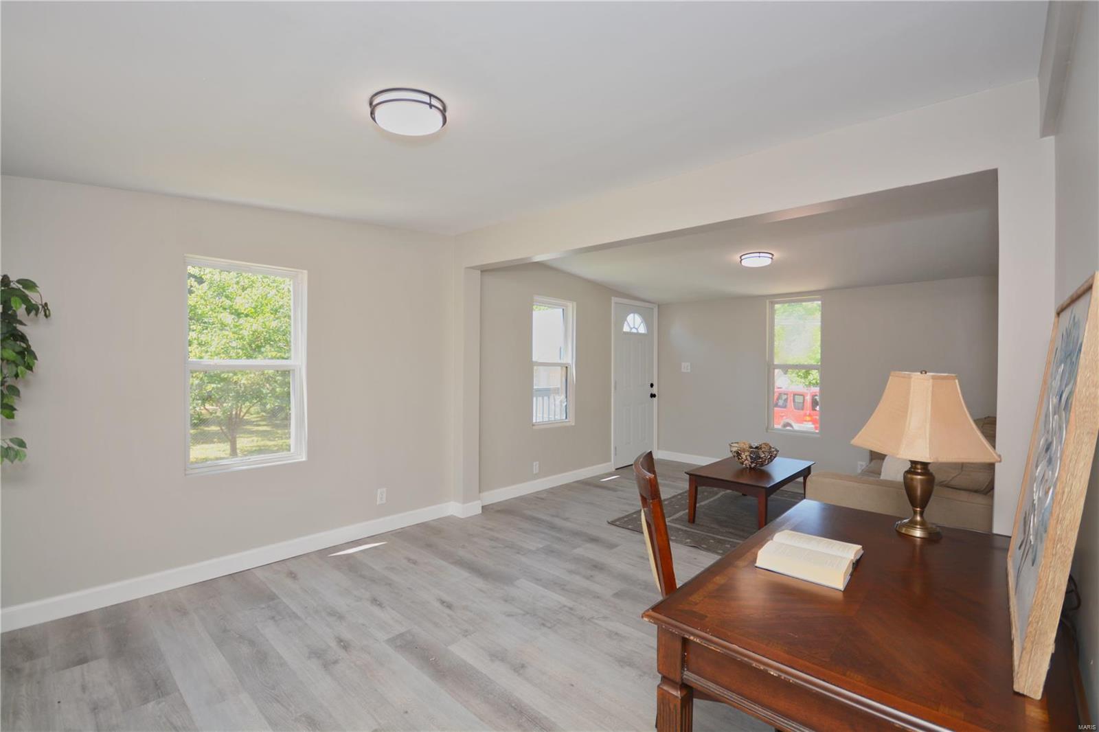 8001 Morgan Ford Road St. Louis, MO 63123 - Photo 16 of 27