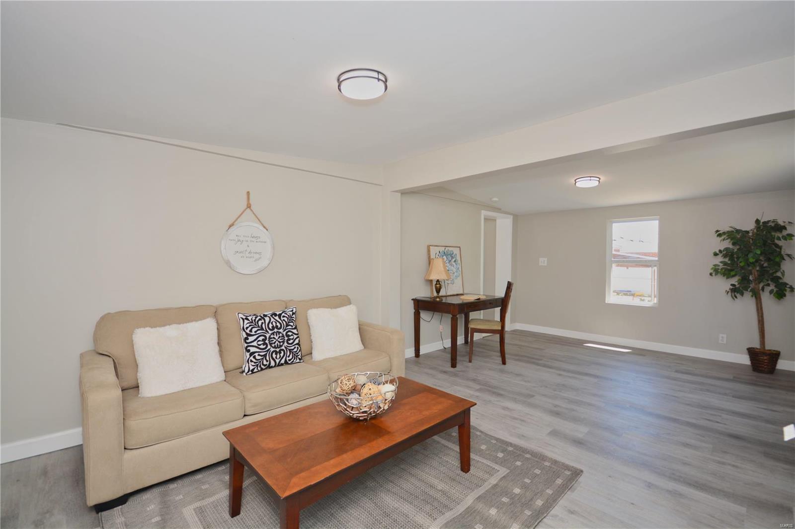 8001 Morgan Ford Road St. Louis, MO 63123 - Photo 17 of 27