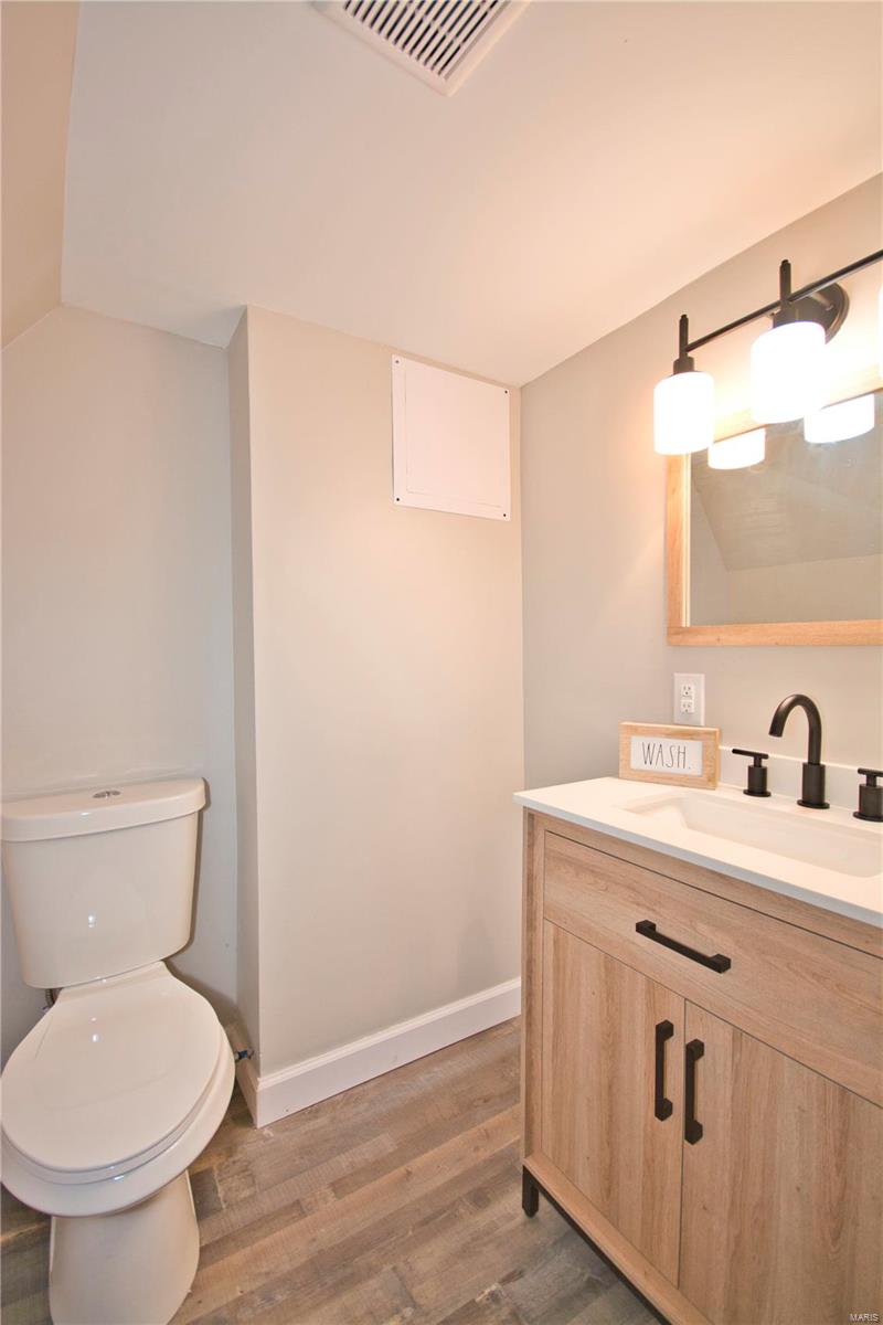 8001 Morgan Ford Road St. Louis, MO 63123 - Photo 19 of 27