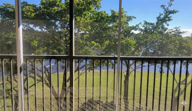 $1,850 | 901 Southwest 141st Avenue, Unit 406M, Pembroke Pines, FL 33027