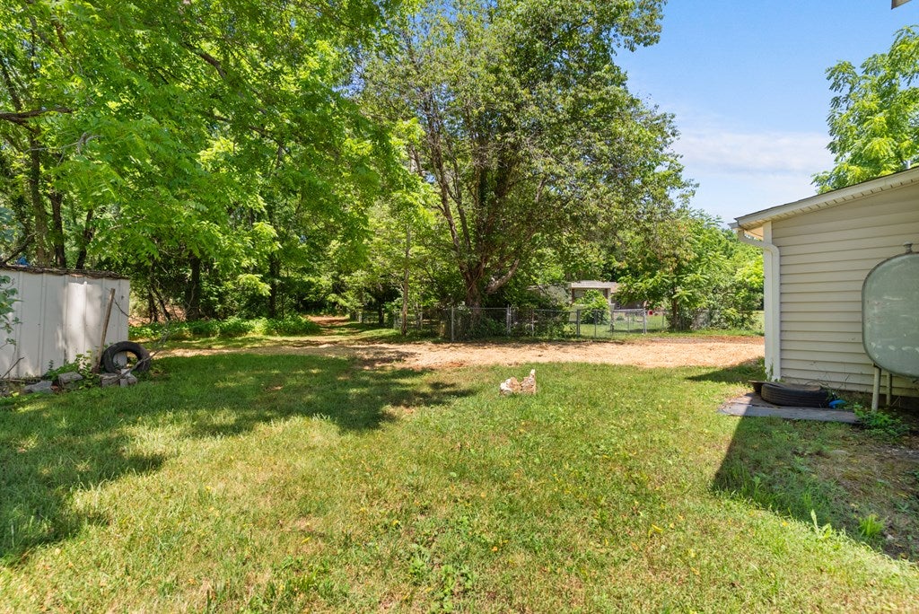 2504 Austinville Road Austinville, VA 24312 - Photo 4 of 20 Gallery Image 4